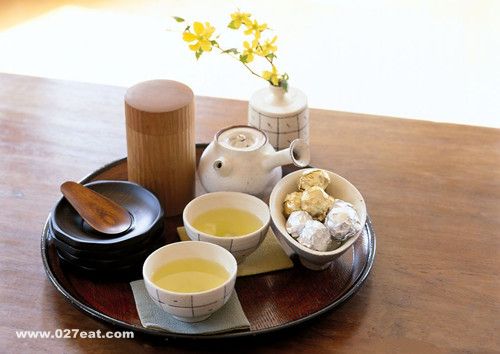 杜仲茶的潜在减肥作用与健康影响分析